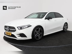 Mercedes-Benz A-klasse - 180 Business Solution AMG (STOELVERWARMING, SFEERVERLICHTING, CAMERA, NAVIGATIE, PARKEERSE