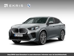 BMW iX2 - eDrive20 Pure Edition 67 kWh M Sportpakket | Premium Pack