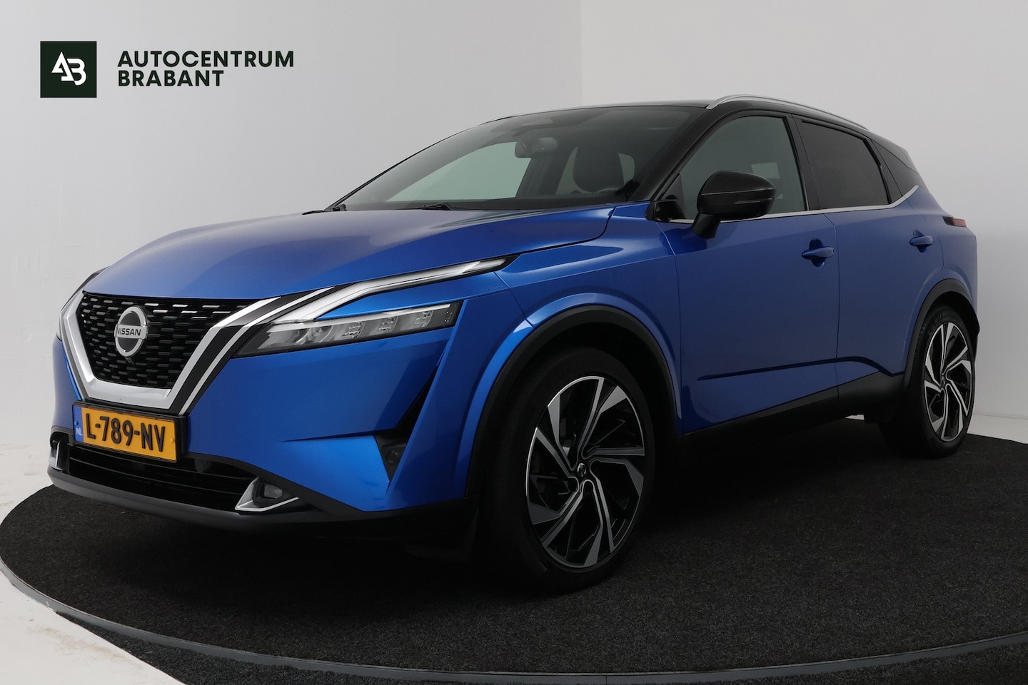 Nissan Qashqai - 1.3 MHEV Xtronic Tekna Plus (PANO, TREKHAAK, CAMERA, STUUR-/STOELVERWARMING, ELEKT. STOELE - AutoWereld.nl