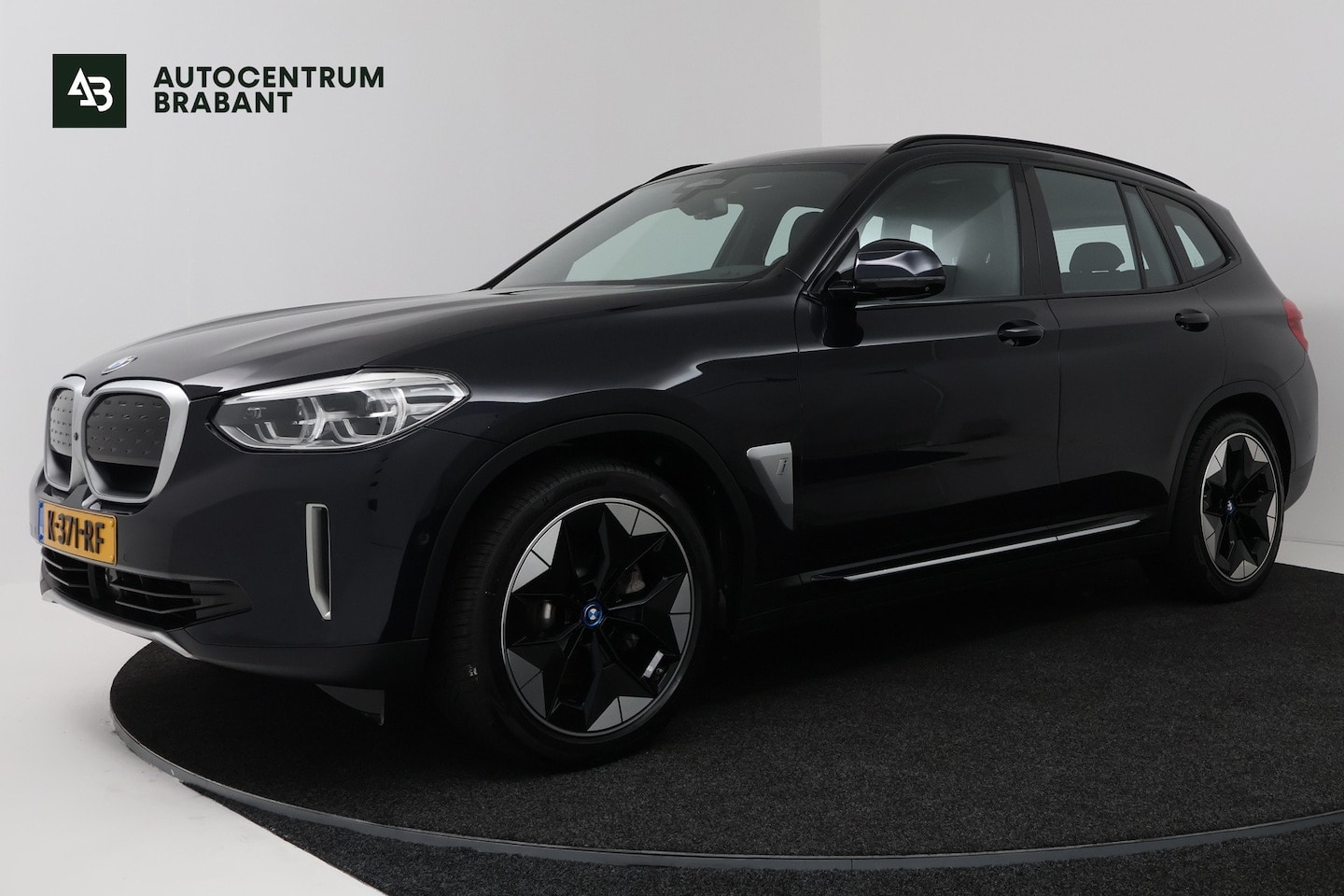 BMW iX3 - High Executive 80 kWh SOH 97%(PANO, 360 CAMERA, H/K AUDIO, SFEERVERLICHTING, ADAPTIVE CRUI - AutoWereld.nl