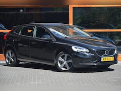Volvo V40 - T3 Momentum | Standkachel | Stoelverwarming | on call | Dealeronderhouden