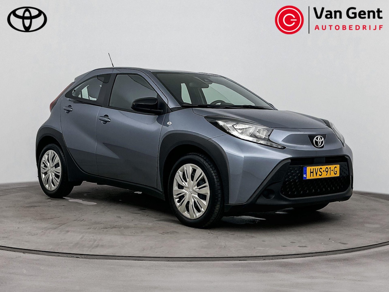 Toyota Aygo X - 1.0 VVT-i MT Play | Apple Carplay / Android Auto | Adaptive Cruise | Airco | Camera | Rijs - AutoWereld.nl
