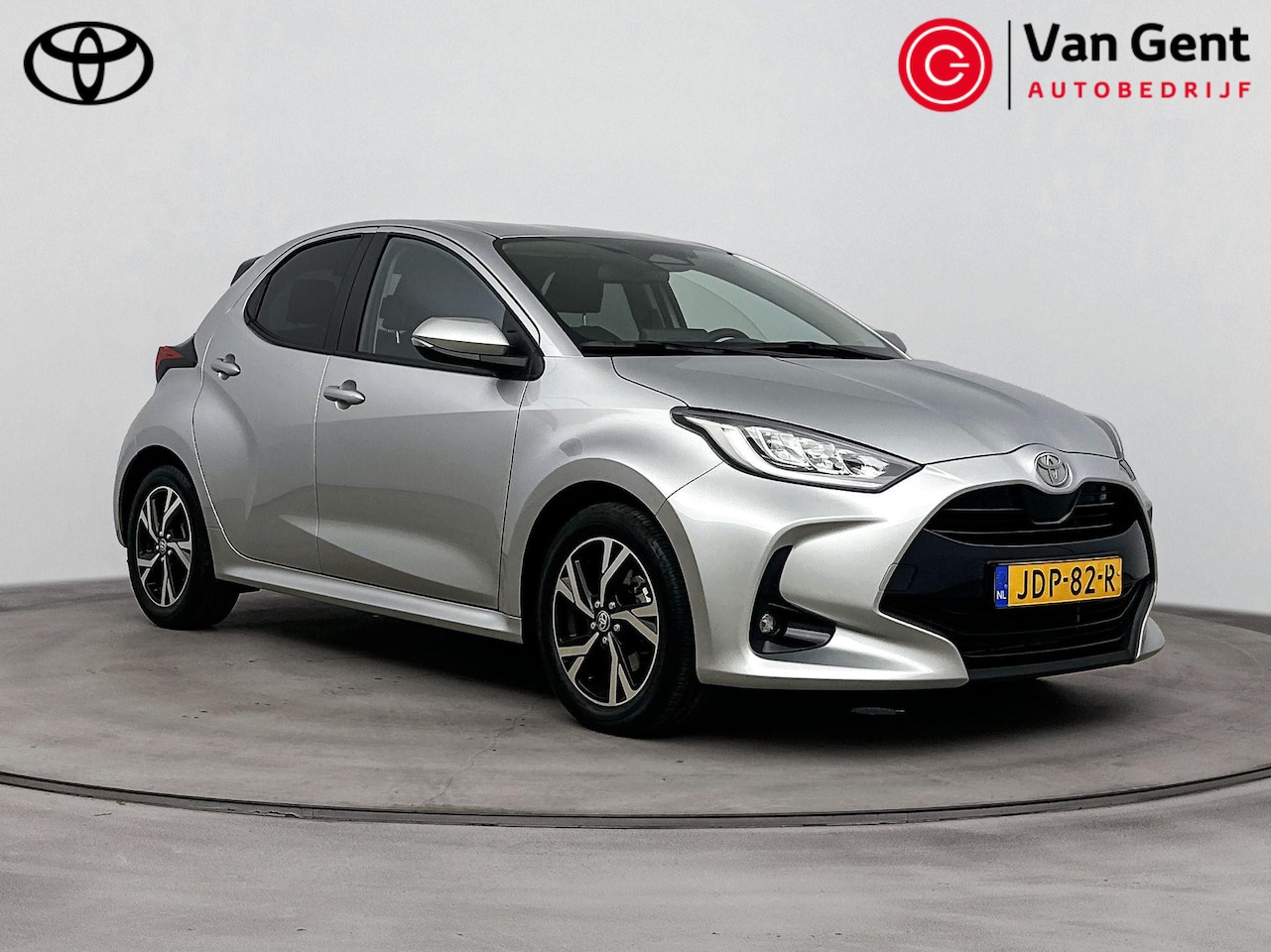Toyota Yaris - 1.5 Hybrid 115 Dynamic | Apple Carplay / Android Auto | Keyless | Adaptive Cruise | Clima - AutoWereld.nl