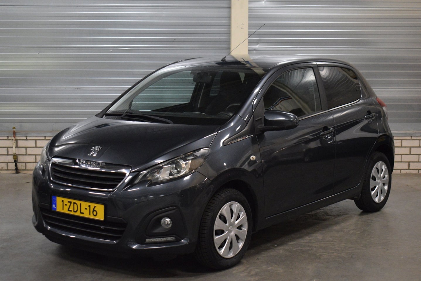 Peugeot 108 - 1.0 e-VTi Active 82.000KM + Airco|Bluetooth| - AutoWereld.nl