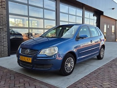 Volkswagen Polo - 1.4-16V Optive | Automaat