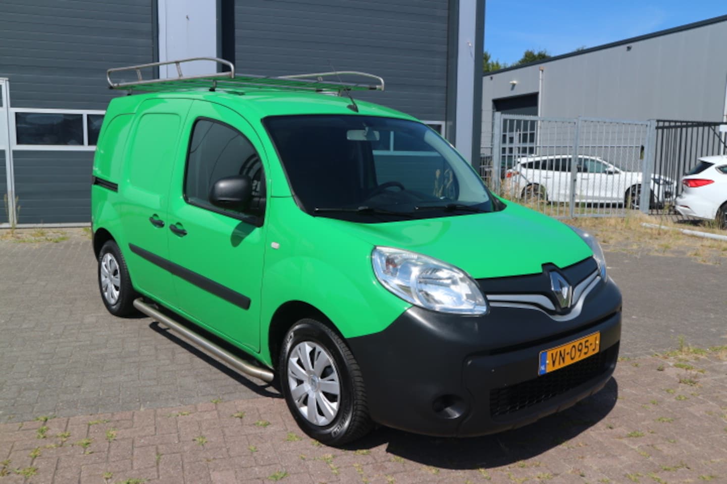 Renault Kangoo Express - 1.5 dCi 90 Express Black Edition S&S MARGE - AutoWereld.nl