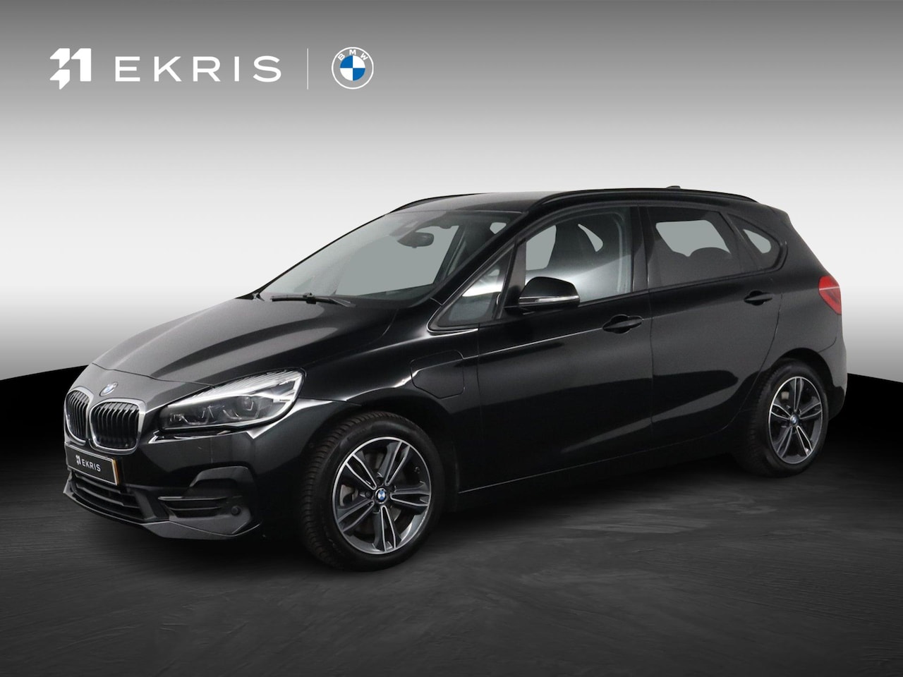 BMW 2-serie Active Tourer - 225xe iPerformance | Cruise control | voorstoelen verwarmd | elektrisch bedienbare achterk - AutoWereld.nl