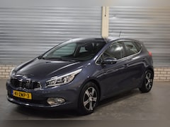Kia Cee'd - 1.6 GDI Plus Pack 73.000KM Dealer Onderhouden+ Navigatie|Bluetooth|Camera|Trekhaak|