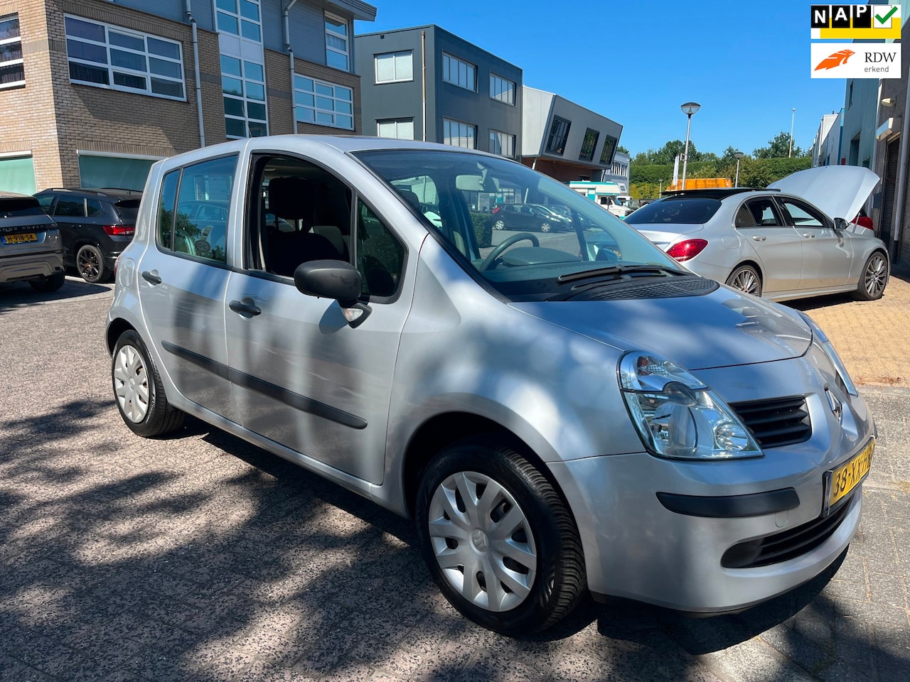 Renault Modus - 1.6-16V Alizé AUTOMAAT. panoramadak. - AutoWereld.nl