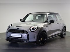 MINI Electric - Classic / Panoramadak / Sportstoelen / LED / Cruise Control