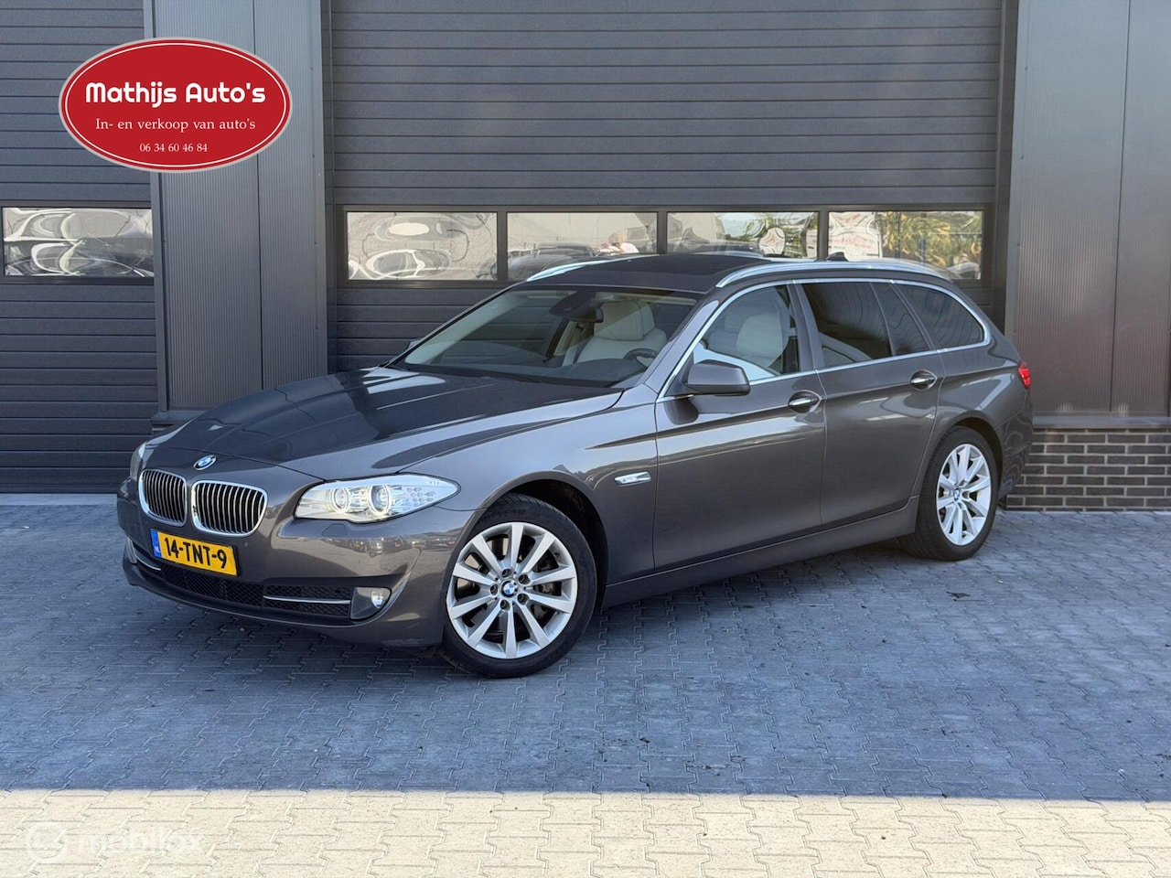 BMW 5-serie Touring - 528i High Executive 6 cilinder Pano Head up soft close! Dealeronderhouden! - AutoWereld.nl
