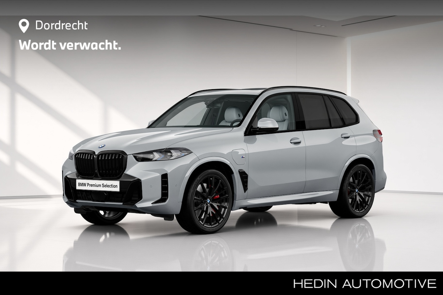 BMW X5 - xDrive50e M-Sport Pro | 2026! | Panorama | 22" | Harman Kardon | Trekhaak | Soft Close | D - AutoWereld.nl