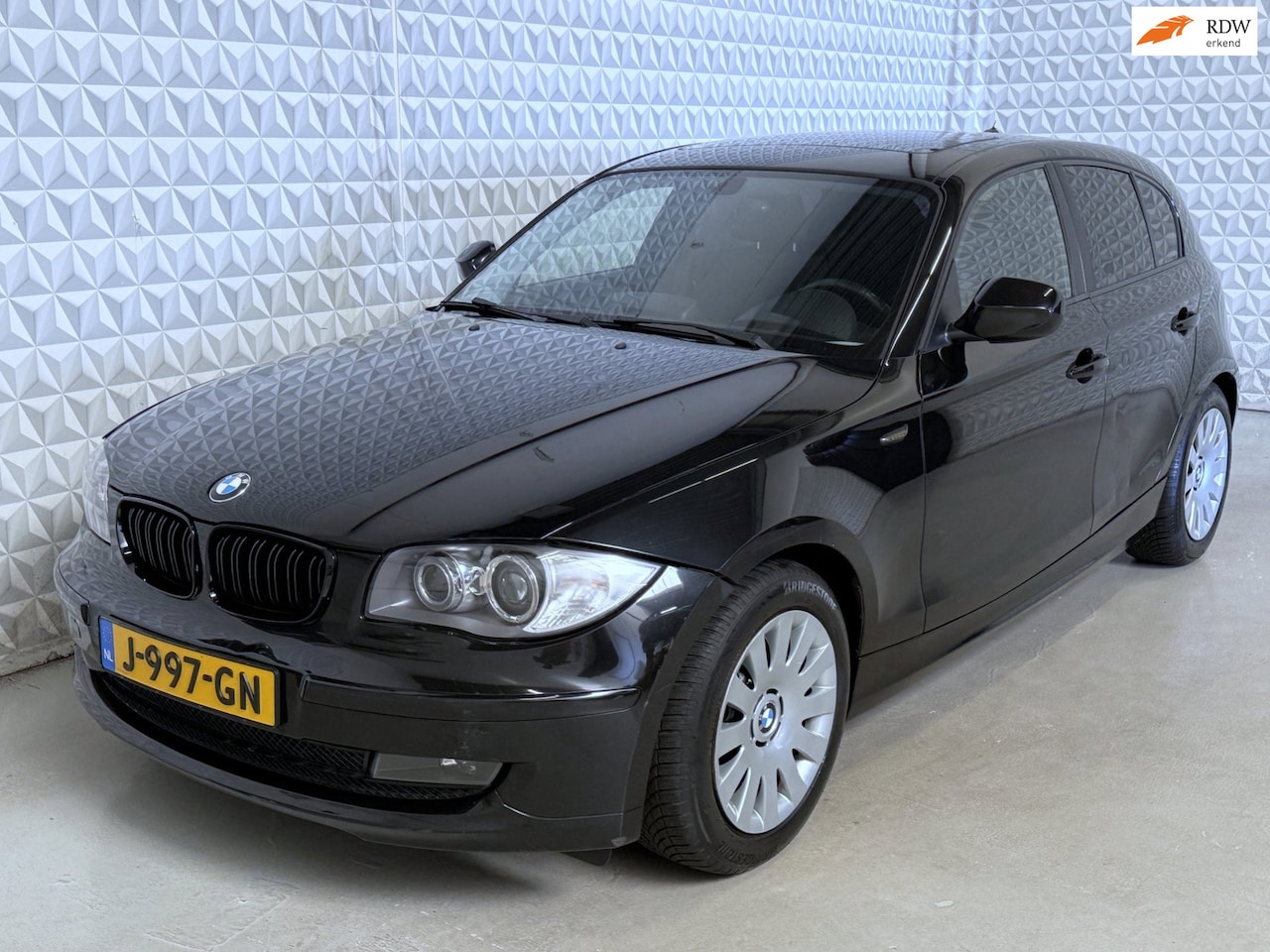 BMW 1-serie - 116i Airco/Clima Navigatie Schuifdak Xenon(2009) - AutoWereld.nl
