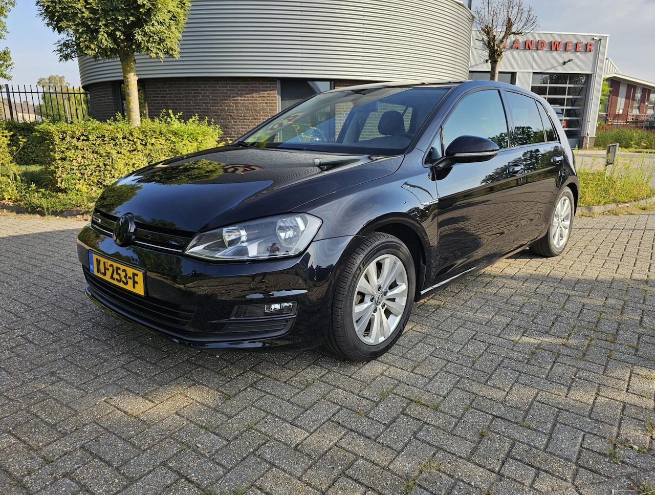 Volkswagen Golf - TSI Comfortline | Cruisec. | DAB | Camera - AutoWereld.nl