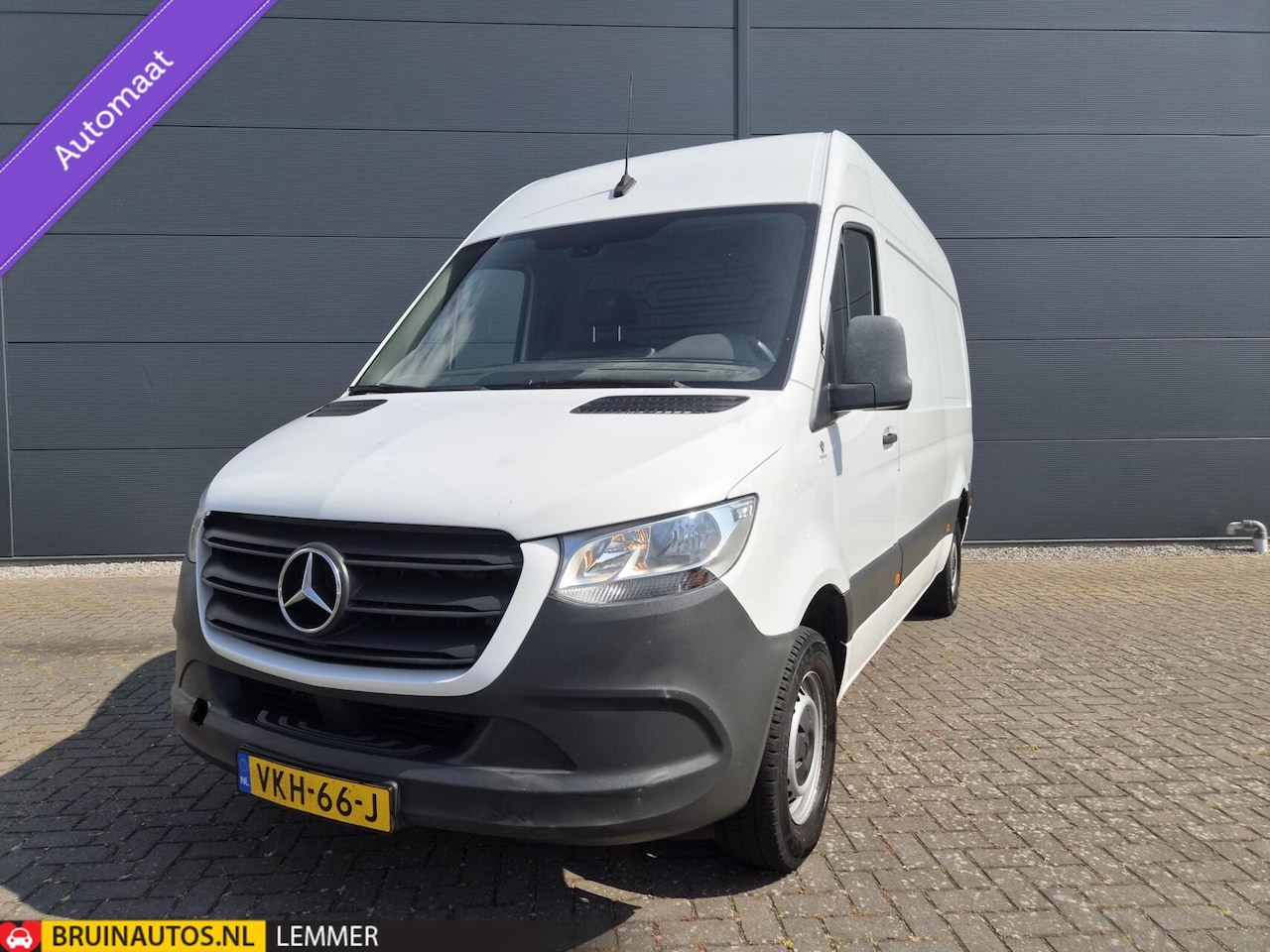 Mercedes-Benz Sprinter - 2.2 CDI L2H2 Airco Camera Carplay Automaat 145pk - AutoWereld.nl