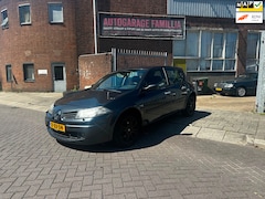 Renault Mégane - 2.0-16V Tech Line