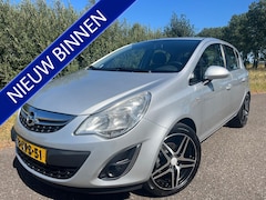 Opel Corsa - 1.4-16V Design Edition