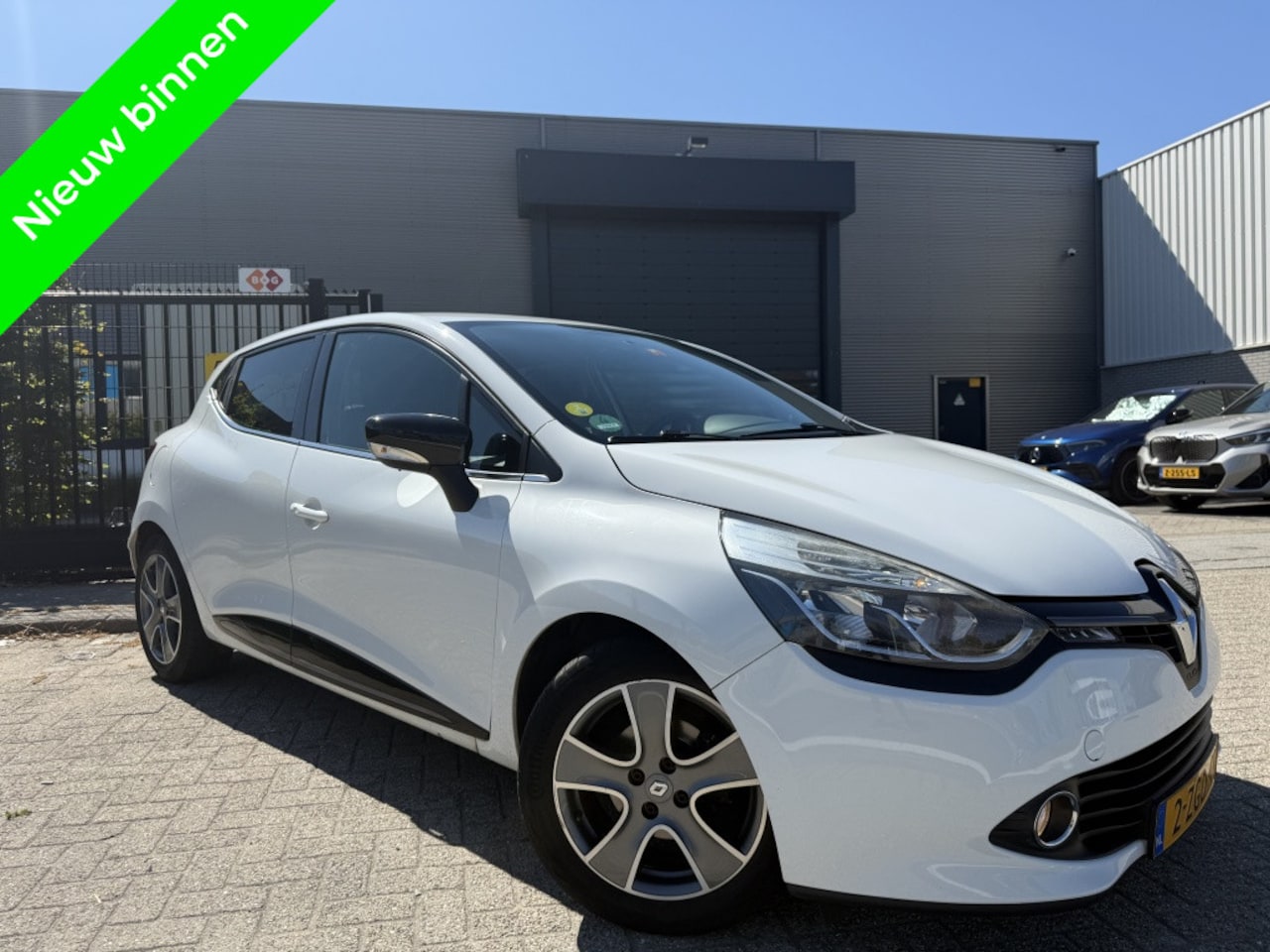 Renault Clio - 1.5 dCi Night&Day Navi|Sensoren|Clima - AutoWereld.nl