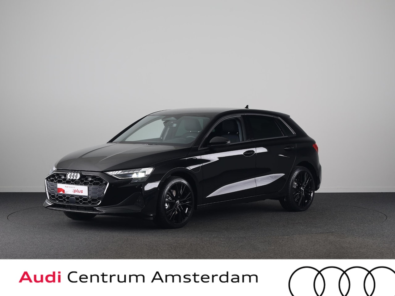 Audi A3 Sportback - Pro Line 40 TFSI e 204 pk | Afgevlakt sportstuur | Achteruitrijcamera | Dynamisch led verl - AutoWereld.nl