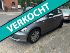 BMW 1-serie - 116i Business Line AIRCO FACELIFT (AUTO START NIET)
