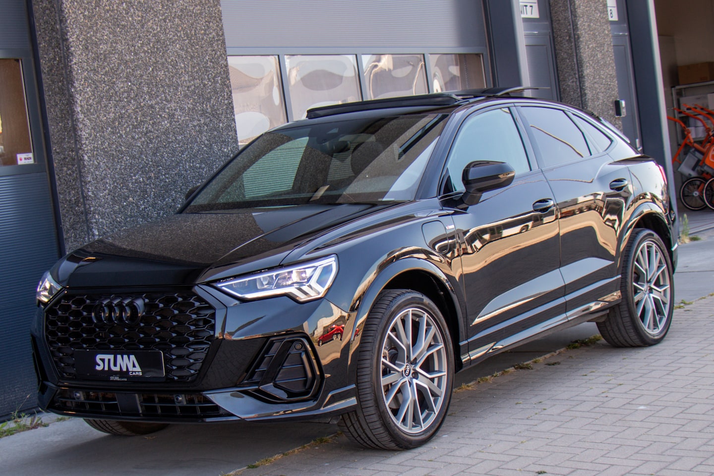 Audi Q3 Sportback - 45 TFSI e S Edition | S-Line | Pano | Matrix LED | 20 Inch Velgen | Black Pack | Leder | C - AutoWereld.nl
