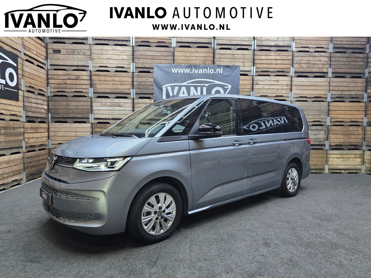 Volkswagen Multivan - 1.4 eHybrid L2H1 Style 7p. Trekh. 218 PK DSG Pano LEd Carplay Clima Cruise 17"LM 97.8 % SO - AutoWereld.nl