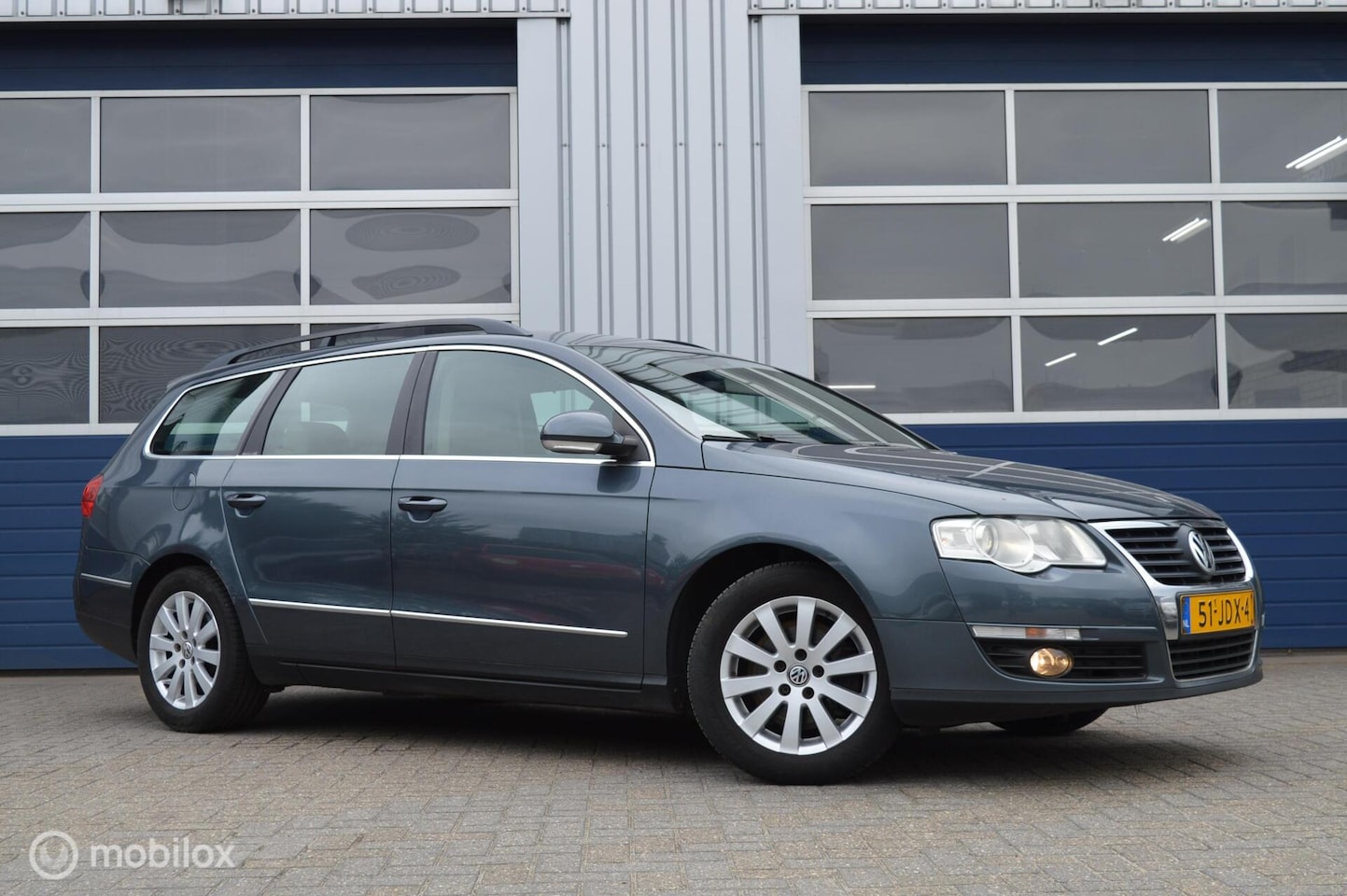 Volkswagen Passat Variant - 1.8 TFSI Trendline 1.8 TFSI Trendline - AutoWereld.nl