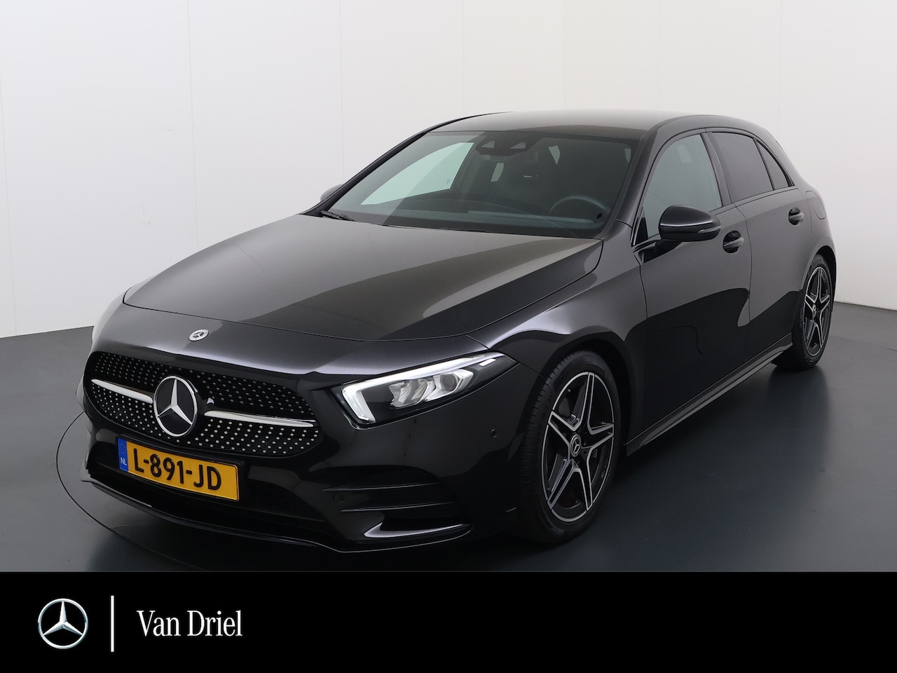Mercedes-Benz A-klasse - 180 AMG line | Night Sfeer - AutoWereld.nl