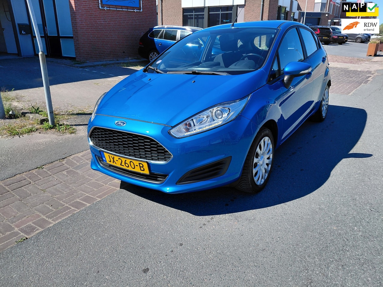 Ford Fiesta - 1.0 Style Navigatie Dis riem al vervangen - AutoWereld.nl