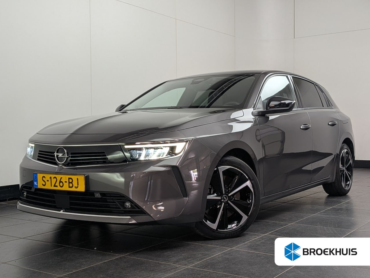 Opel Astra - 1.6 Hybrid Edition | Dealer Onderhouden! | LED | Cruise Adaptive | Navi By App | Keyless S - AutoWereld.nl