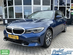 BMW 3-serie Touring - 330e / SoH 93% HARMAN KARDON TREKH CAMERA LM VELGEN