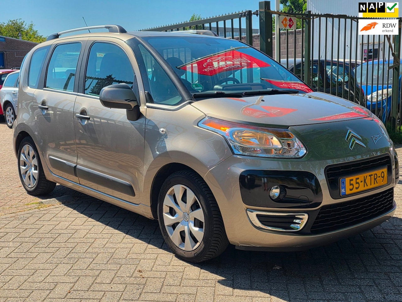 Citroën C3 Picasso - 1.6 VTi Aura 1e eigenaar uniek km org nl auto airco cruis control trekhaak - AutoWereld.nl