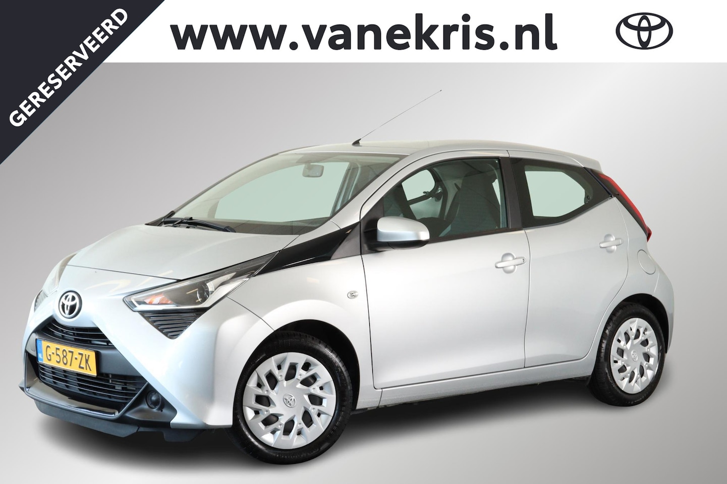 Toyota Aygo - 1.0 VVT-i x-play 1.0 VVT-i X-Play, Android auto, Apple Carplay, Airconditioning, Parkeerhulpcamera! - AutoWereld.nl