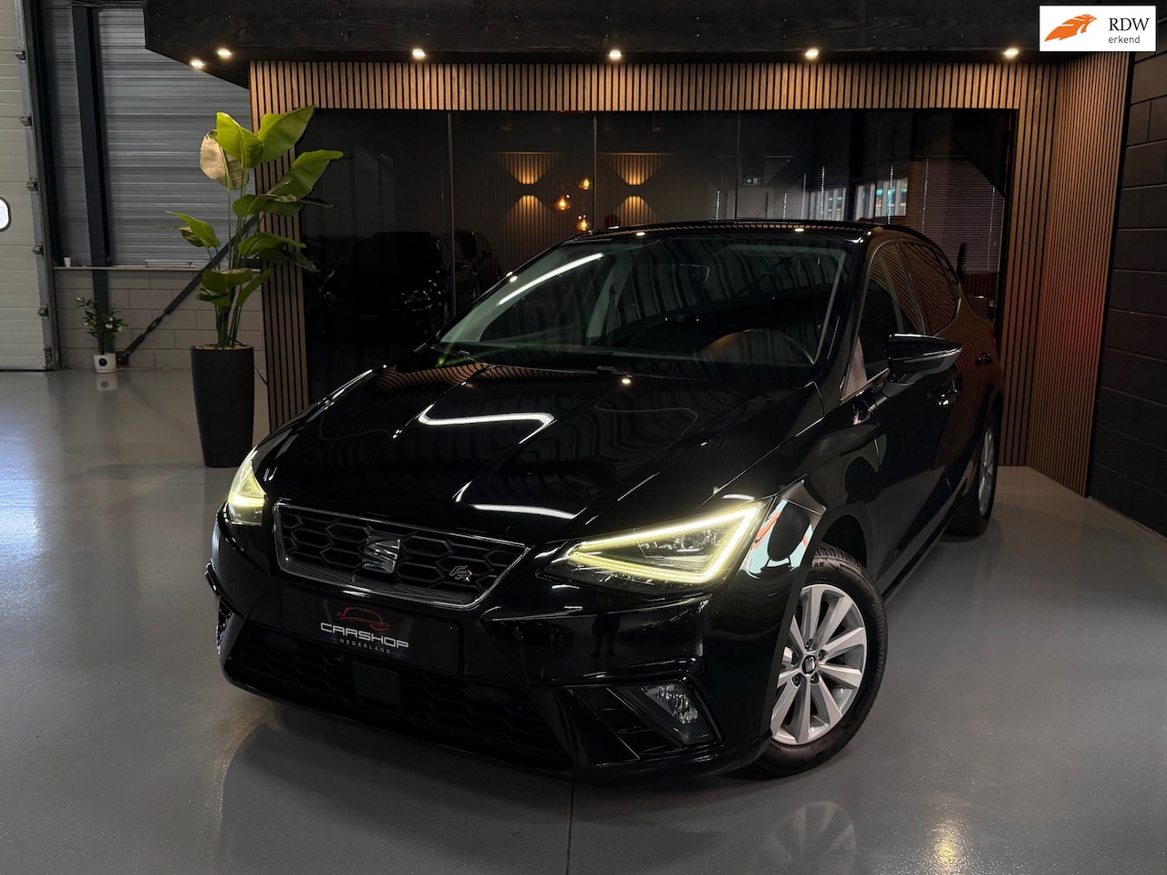 SEAT Ibiza - 1.0 TGI FR Business Intense CRUISE/ACC/CAMERA/PDC - AutoWereld.nl
