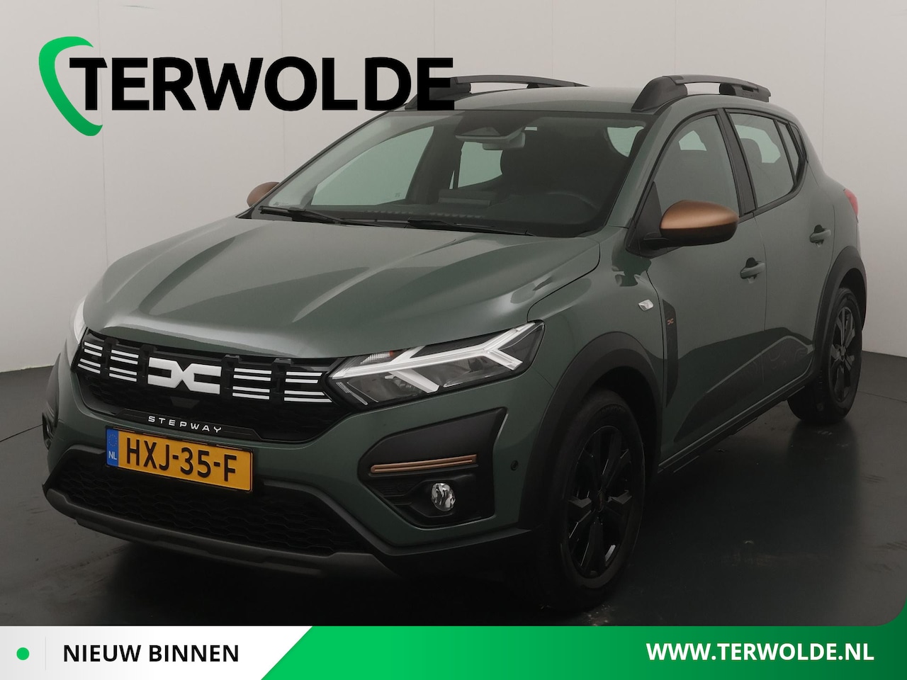 Dacia Sandero Stepway - TCe 110 Extreme | Navigatie | Parkeercamera | - AutoWereld.nl