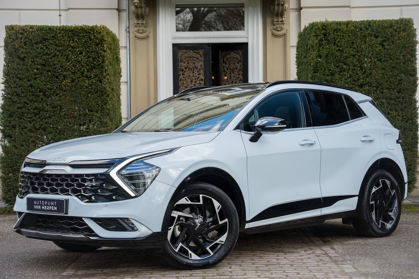 Kia Sportage - 1.6 T-GDi Plug-in Hybrid AWD GT-PlusLine PANO | H&K | 360 CAM | STOELVETNTI | LEDER | FULL - AutoWereld.nl