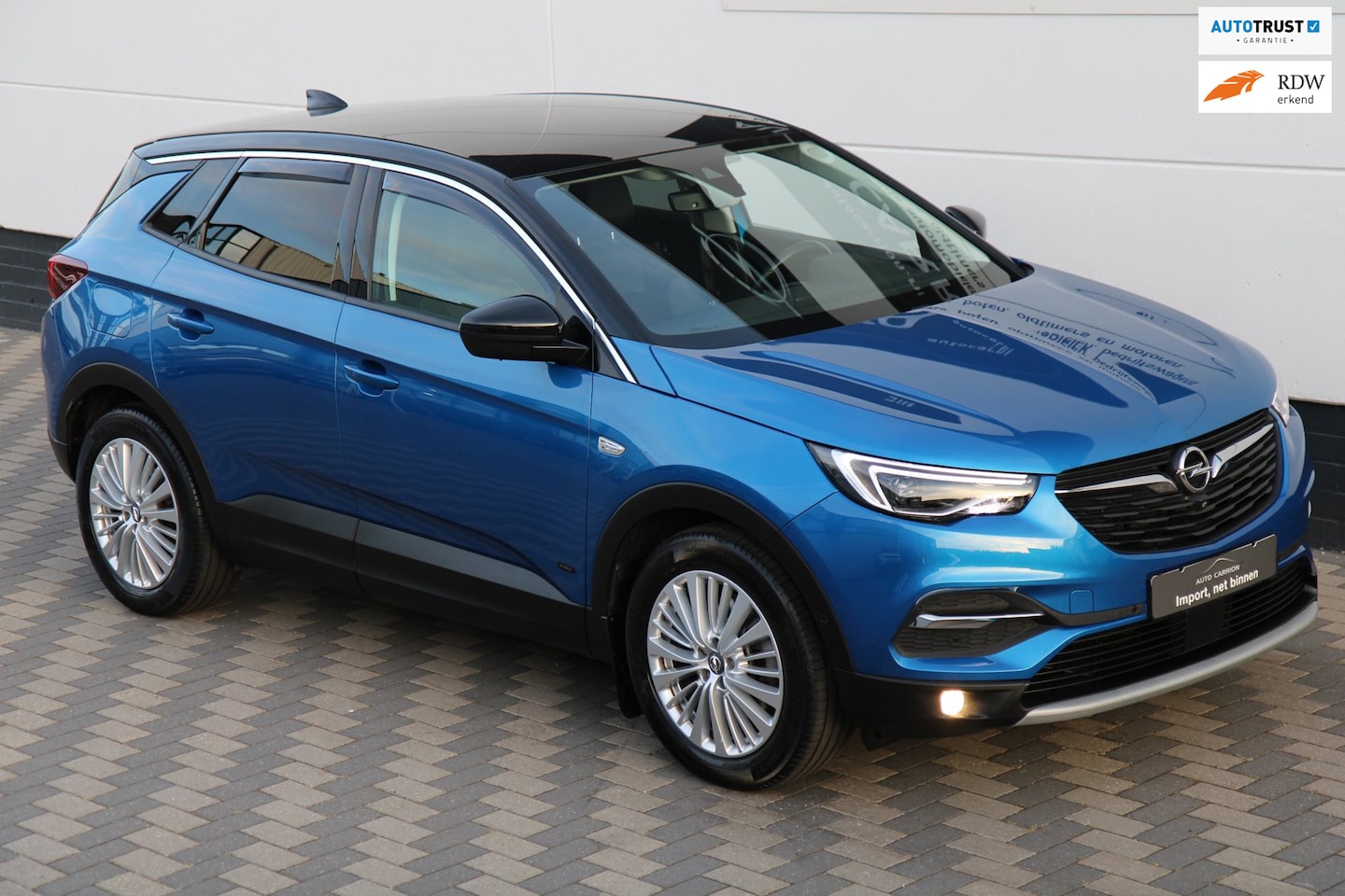 Opel Grandland X - 1.6 Turbo Hybrid4 Carplay LED Camera !! - AutoWereld.nl