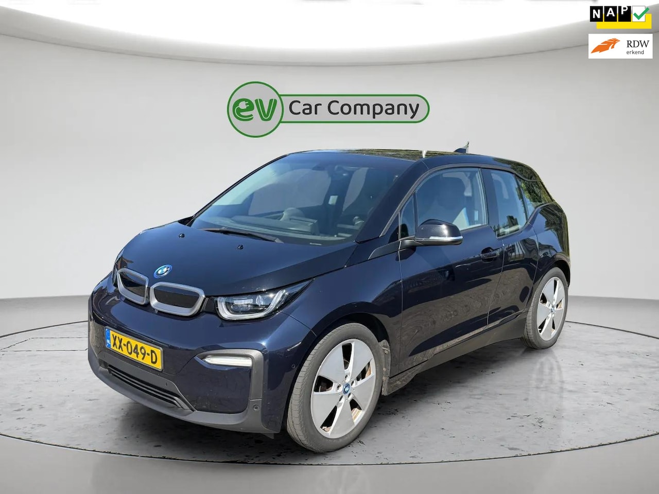 BMW i3 - Basis 120Ah 42 kWh | SOH 89% | 19 Inch | Camera | Stoelverwarming | CCS Snelladen | Climat - AutoWereld.nl