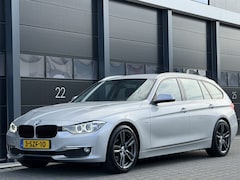 BMW 3-serie Touring - 320d Luxury Leer Navi Clima PDC