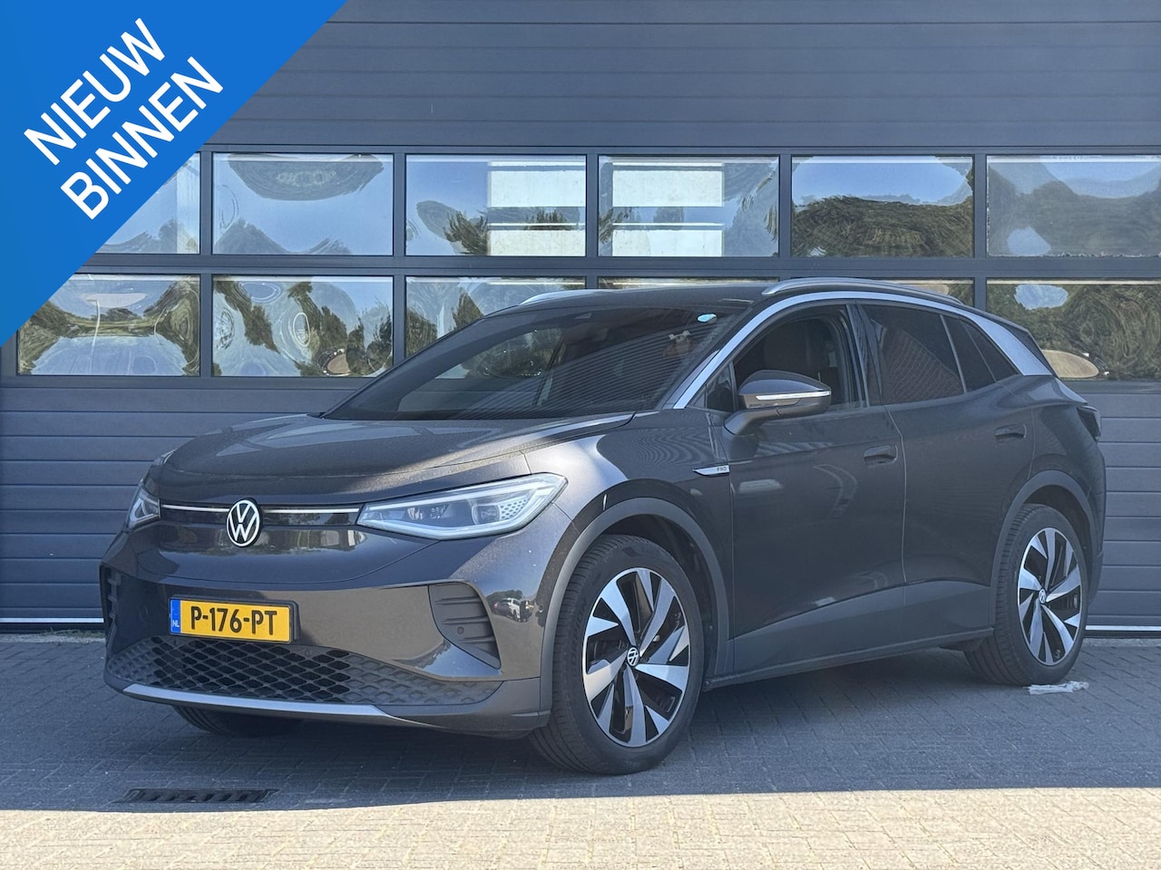 Volkswagen ID.4 - PRO 77 KWH (97% SOH) I STOELVERWARMING I P-CAMERA I KEYLESS ENTRY I CARPLAY - AutoWereld.nl