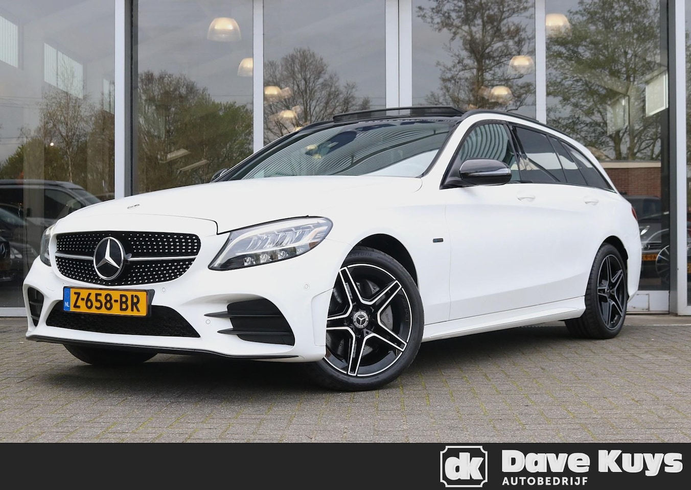 Mercedes-Benz C-klasse Estate - 300 e Business Solution AMG | Panorama | Apple Carplay - AutoWereld.nl