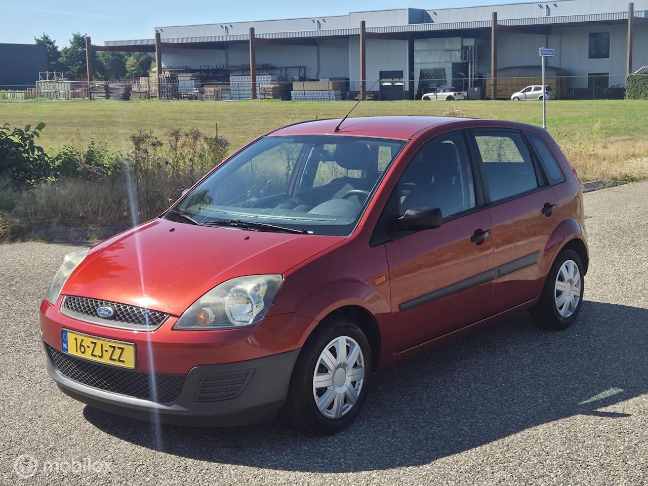 Ford Fiesta - 1.3-8V Style Airco / 1ste eigenaar / ZEER NETJES - AutoWereld.nl