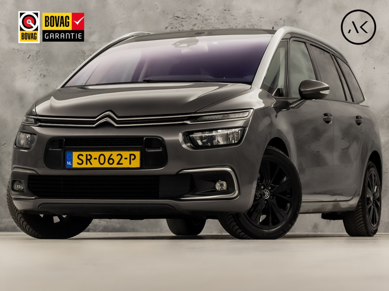 Citroën Grand C4 Picasso - 1.2 PureTech Shine Deluxe 7 Persoons Automaat (APPLE CARPLAY, NAVIGATIE, CAMERA, LEDER, GE - AutoWereld.nl