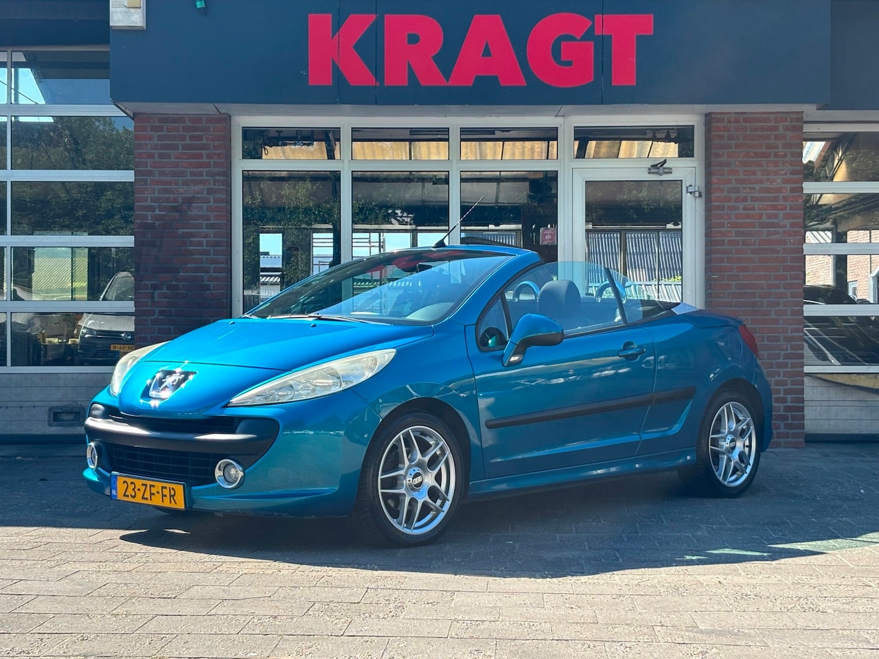 Peugeot 207 CC - 1.6 VTi 120 pk - cabrio - NAP - Origineel NL auto - AutoWereld.nl