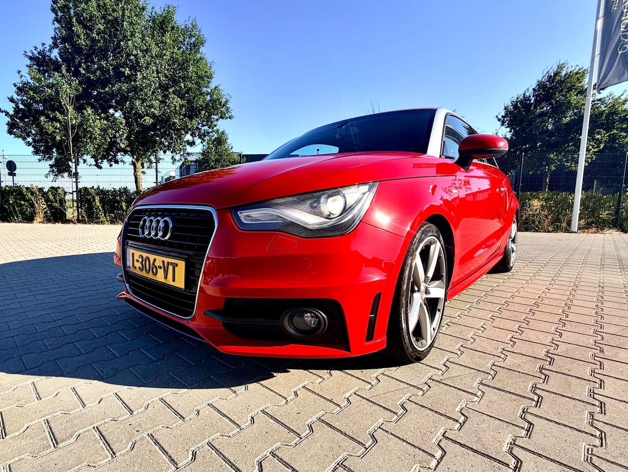 Audi A1 - 1.4 TFSI Attraction |S-Line Nieuwe ketting - AutoWereld.nl