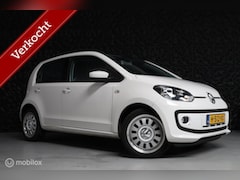 Volkswagen Up! - 1.0 high up | Pano | DSG | Stoelverwarming |