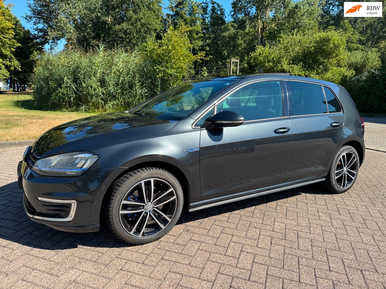 Volkswagen Golf - 1.4 TSI GTE|225pk|Ecc|Pano|Cruise|Navi|Camera - AutoWereld.nl