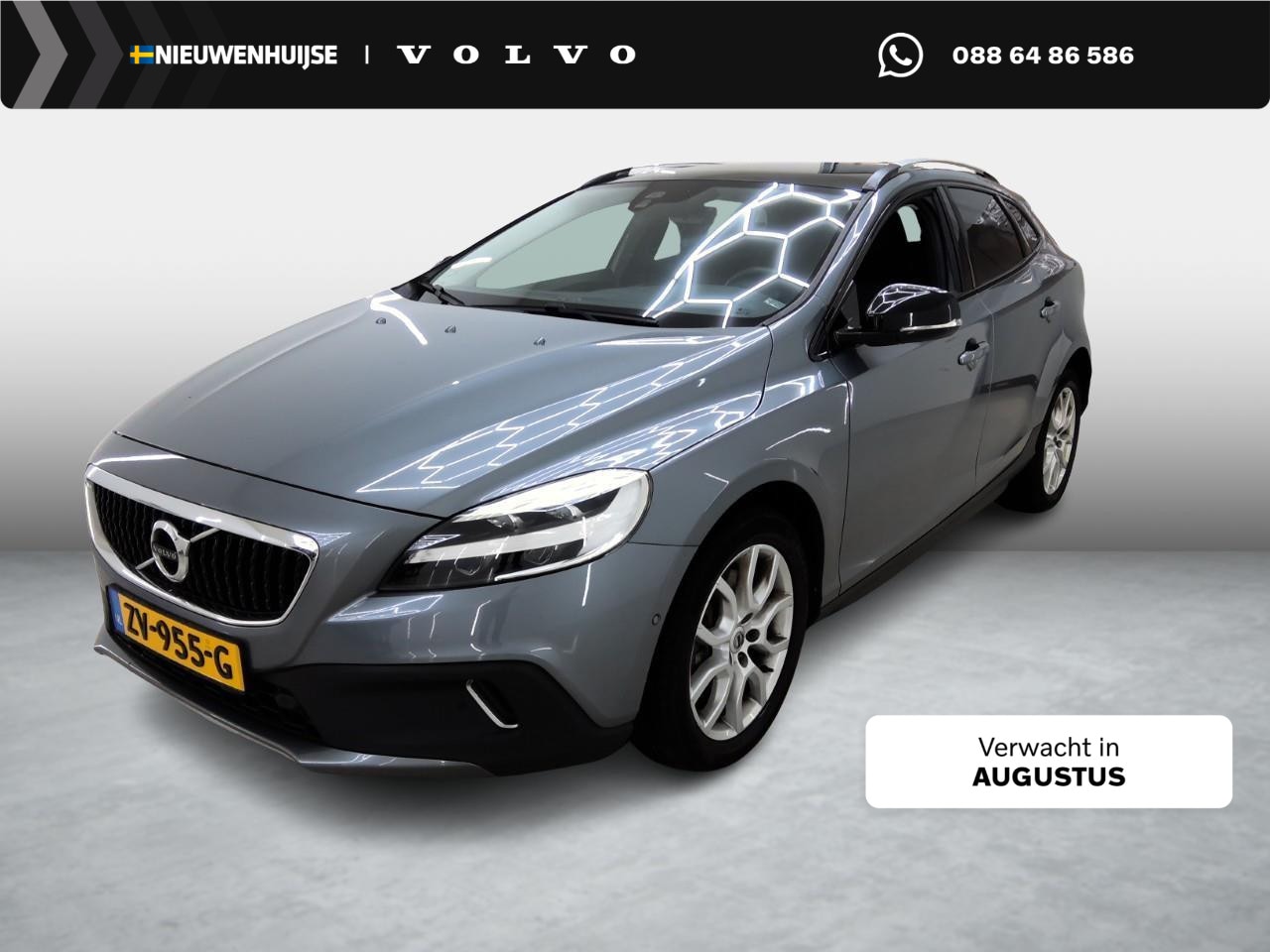 Volvo V40 Cross Country - 1.5 T3 Polar+ Luxury | Harman/Kardon | DAB | Keyless entry/start | Panoramadak | Parkeer c - AutoWereld.nl
