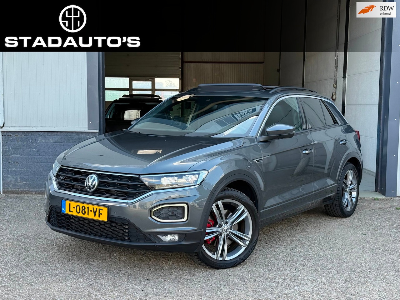 Volkswagen T-Roc - 2.0 TSI 4Motion DSG R-Line Pano|Virtual|LED! - AutoWereld.nl