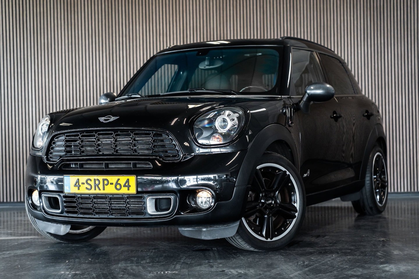 MINI Countryman - 1.6 Cooper S ALL4 Chili I PANO I HARMAN KARDON I LEDER - AutoWereld.nl